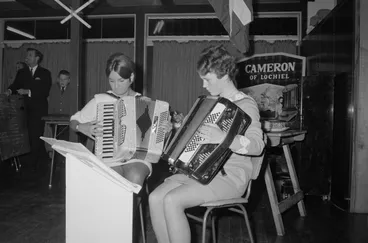 Image: Scottish get-together : two musicians
