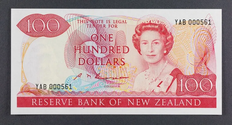 Reserve Bank of New Zealand 1981 One Hundred Dollars Fourth Series
