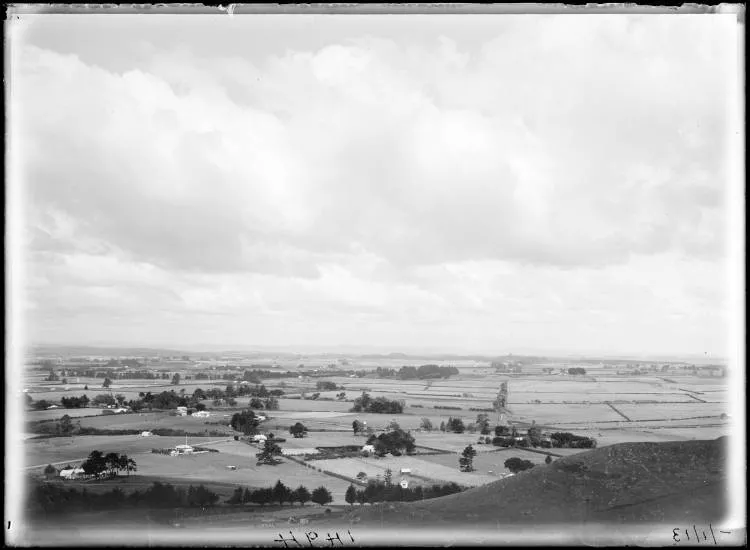 View from Māngere Mountain, 1913