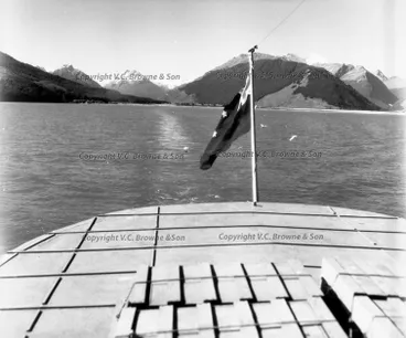 Image: Looking over aft of TSS Earnslaw to Head of the... (WA1-49/30)