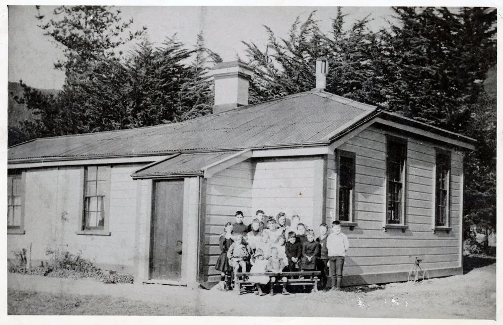 Wallaceville School; c.1910