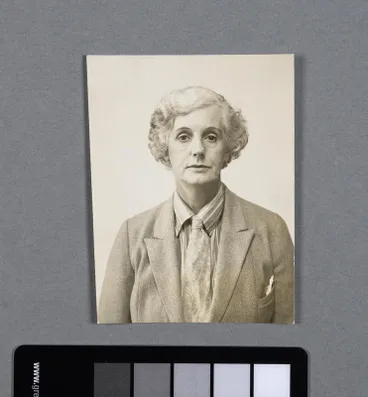 Image: Portrait of a woman