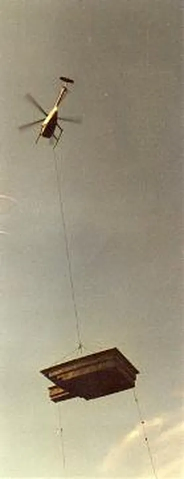 Image: Helicopter delivering swimming pool