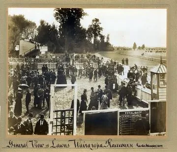 Wairarapa (Tauherenikau) Racecourse : Photograph