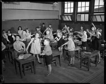 Image: Infants physical education class, Island Bay School, Wellington - Photograph taken by K V Bigwood