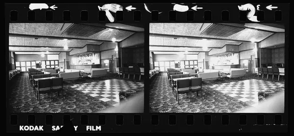 Gladstone Hotel lounge