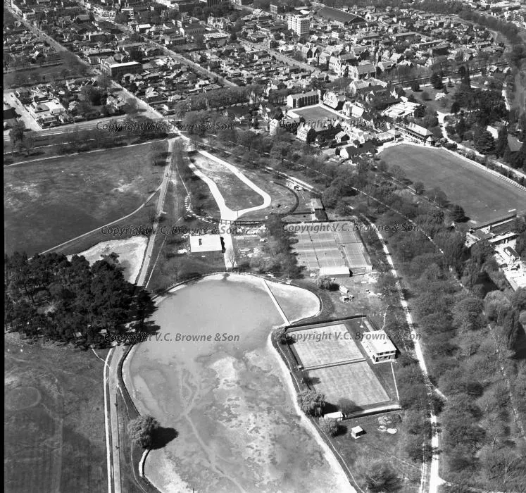 Christ College (L1-35/29)