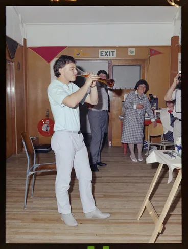 Image: Clarkson, 21st Birthday Candid