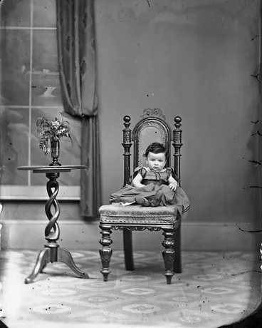 Image: Portrait the Spurdle baby seated on a chair