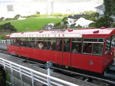 Image: NZ_20061005_144