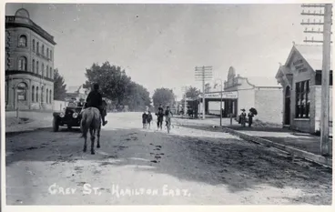 Image: Photograph – Grey Street, Hamilton East