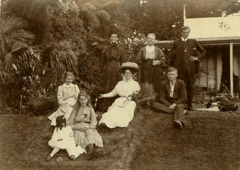 Family group outside "Ardendale" the Arden family home with Victor Caddy Davies and Neville Henry Arden
