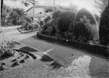 Image: Gardens at Chesney Wold, Karori