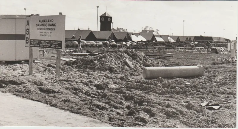 Highland Park Shopping Centre