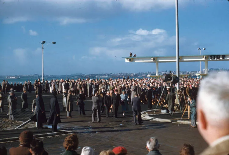 Governor General and dignitaries, Auckland Harbour Bridge opening ceremony, 1959