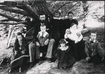 John and Mary Schollum and family at Puhoi. Image: John and Mary Schollum and family at Puhoi.