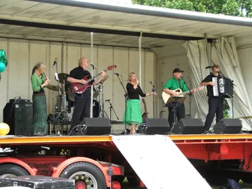 Image: Greerton Irish Mile , Greerton Village, Tauranga, 2006 2003