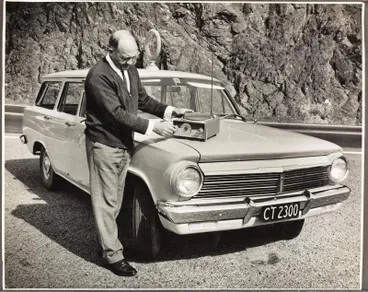 Post and Telegraph Radio Inspector Image: Post and Telegraph Radio Inspector