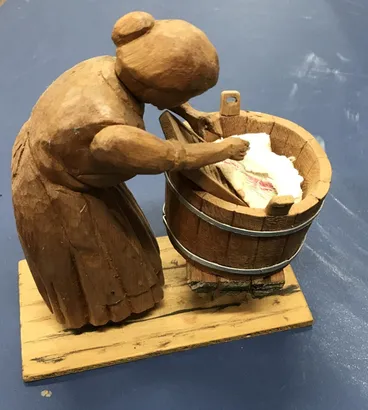 Image: Carving, washing