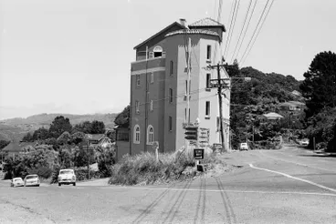 Image: Lopdell House, Titirangi Road, Titirangi