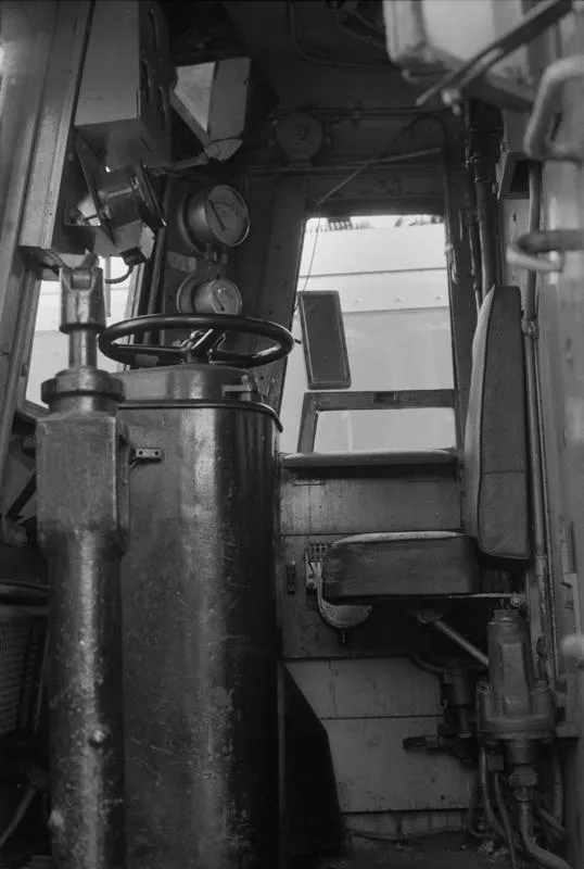 Photograph of electric unit ED 101