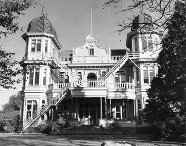 Image: House `Holly Lea' in Christchurch