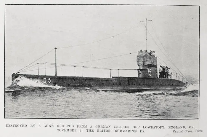 Destroyed by a mine dropped from a German cruiser off Lowestoft, England on November 3