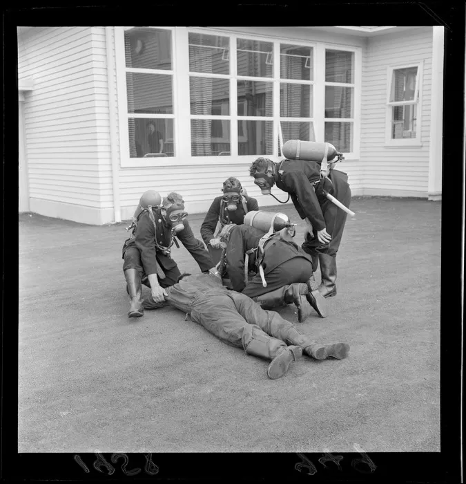 Demonstration by fire school trainees