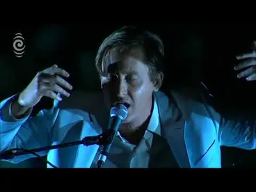 Image: Ron Gallipoli performs 'Green Light' | Silver Scrolls 2017