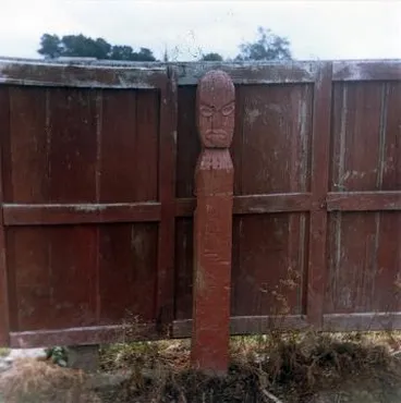 Image: Papawai whakapakoko: Photograph