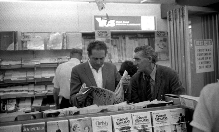 Smith & Caugheys, street