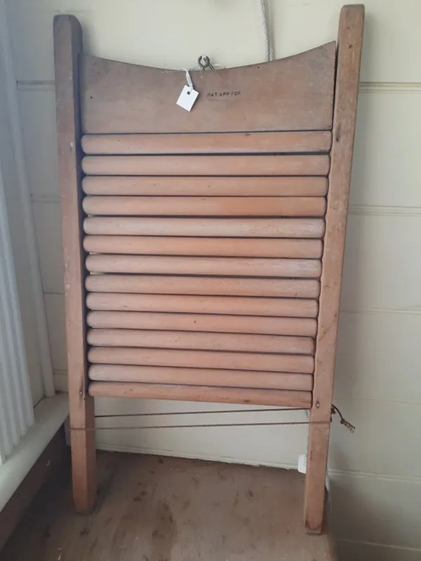 Wooden washing board