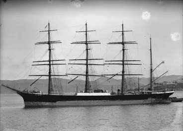 Image: Pamir in Wellington Harbour