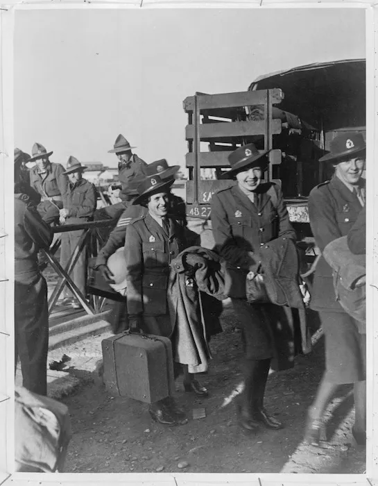 Reinforcements of WWSA arrive at Suez from New Zealand - Photograph taken by Major Carrie