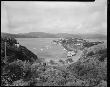 Image: Overlooking Paremata, Porirua