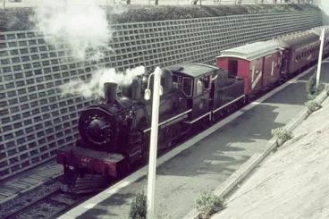 Image: Train on lowered line at Hamilton