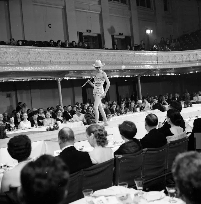 Fashion parade, Wellington Town Hall