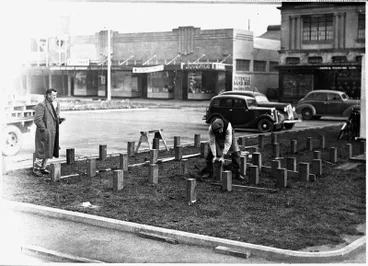 Ellis and Burnand - Patriotic Hut, Hamilton - WWII Image: Ellis and Burnand - Patriotic Hut, Hamilton - WWII