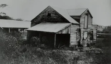 Image: Barn at Haughill Farm, Howick, 1950s