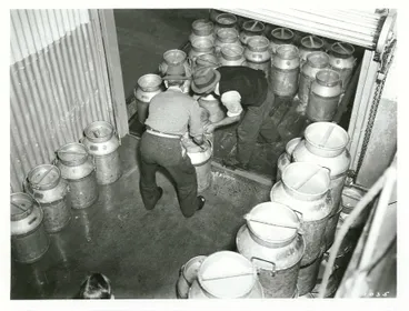 Image: Wanganui Dairy Factory