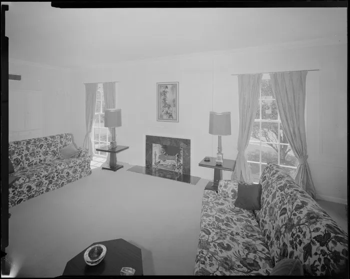 Manthel House interior, living room