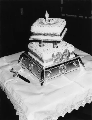 Image: Centennial Cake