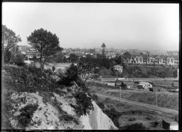 Image: Railway yards on reclaimed land in Mechanics Bay, 1926