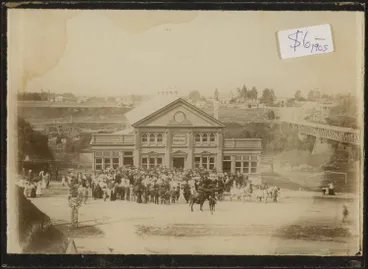 Image: Official opening of the Hamilton Town Hall, 1905