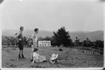 Image: Trampers, Cascade Kauri Park, Waitakere Ranges.