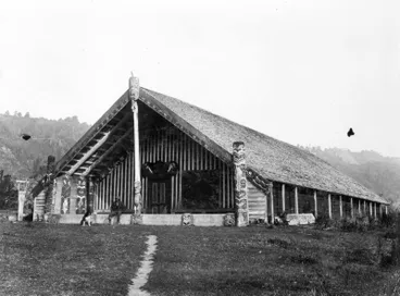Image: Mātaatua Wharenui, Urewera