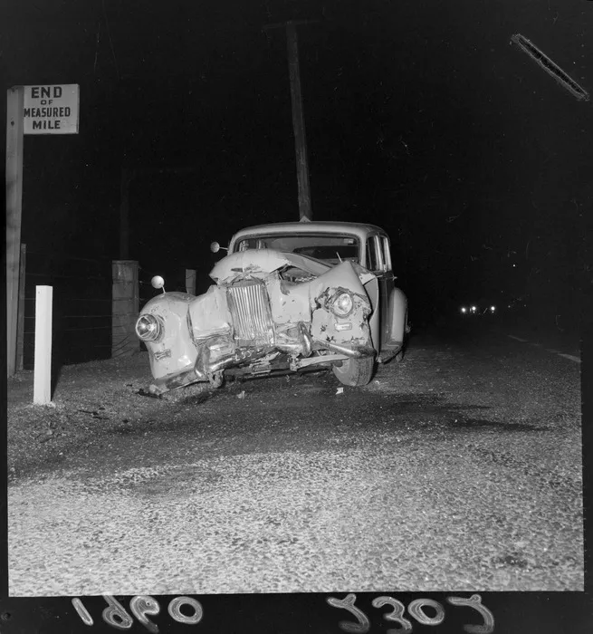 Car accident on the Western Hutt Road, Wellington