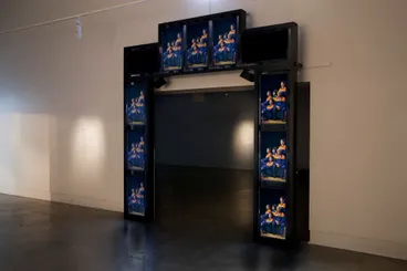 Image: Native Portraits n.19897