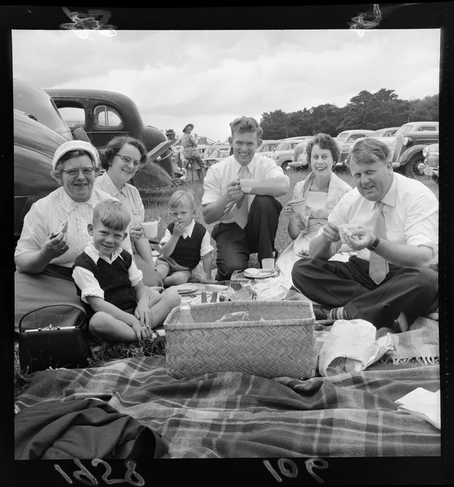 Tauherenikau Picnic group