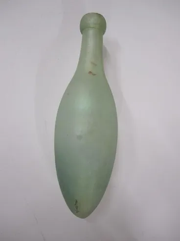 Image: Torpedo glass drinking bottle
